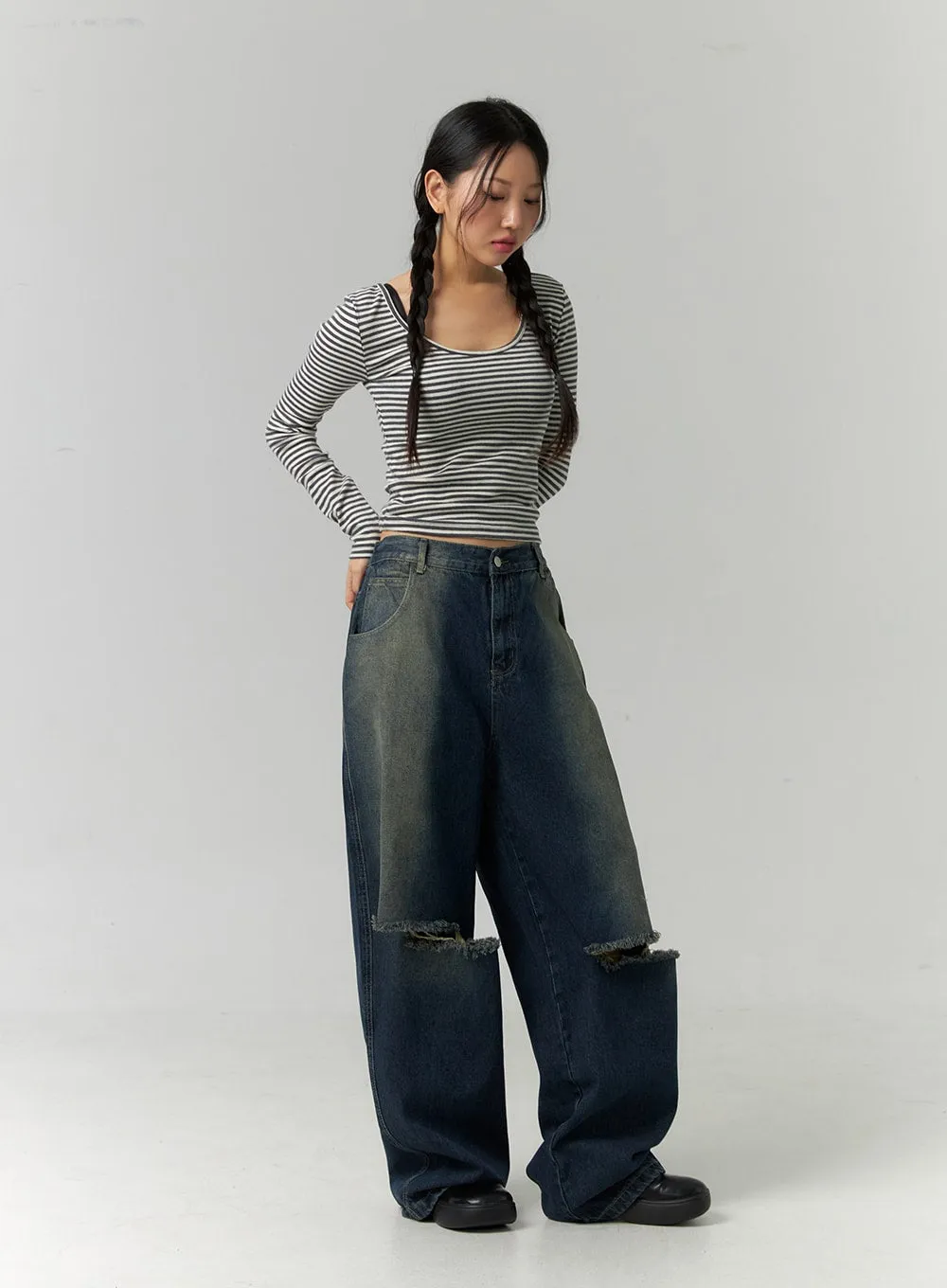 Destroyed Washed Wide Leg Jeans CN324