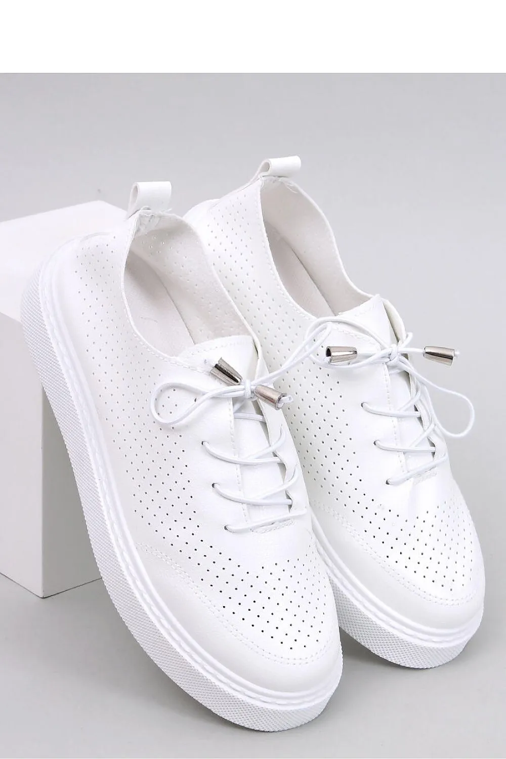 Stylish Women's Openwork Sneakers with High Sole