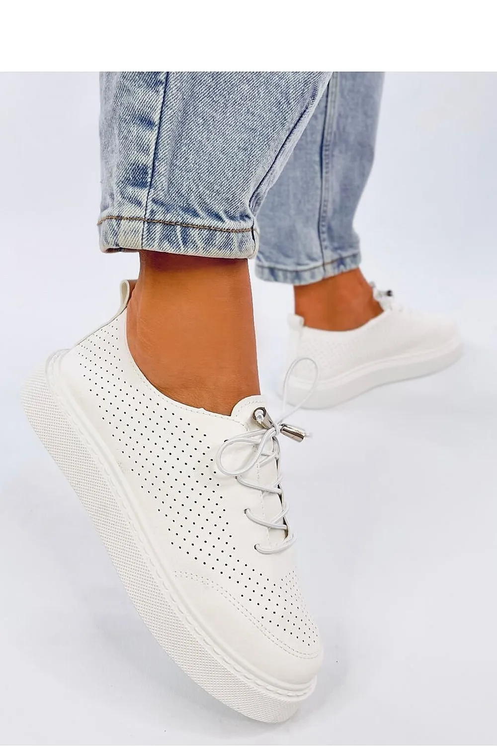 Stylish Women's Openwork Sneakers with High Sole