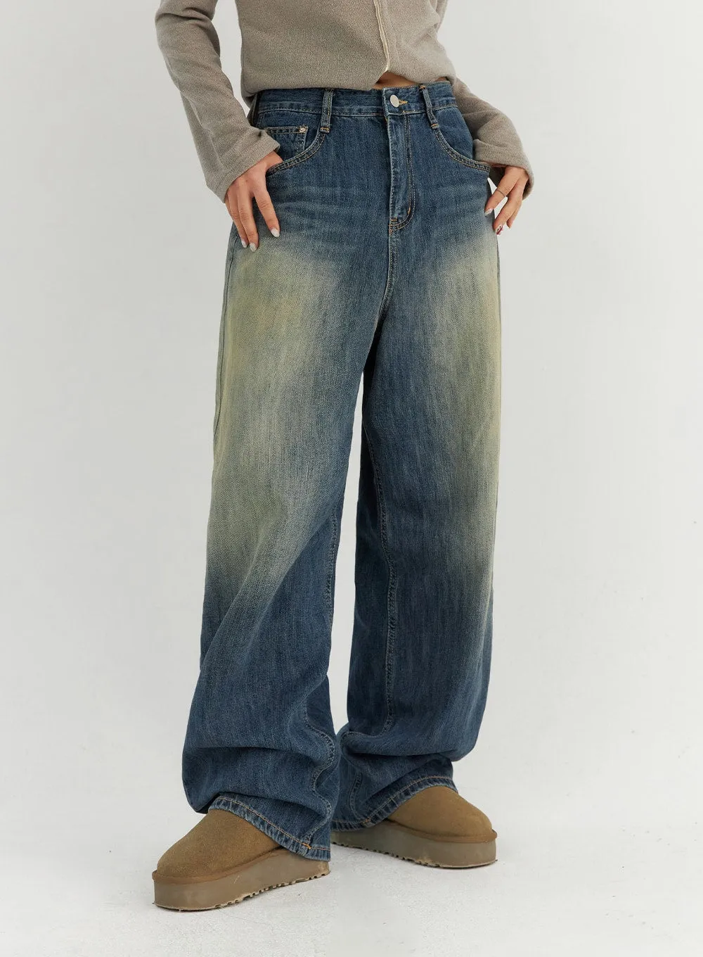 Vintage Wash Wide Leg Jeans CO319