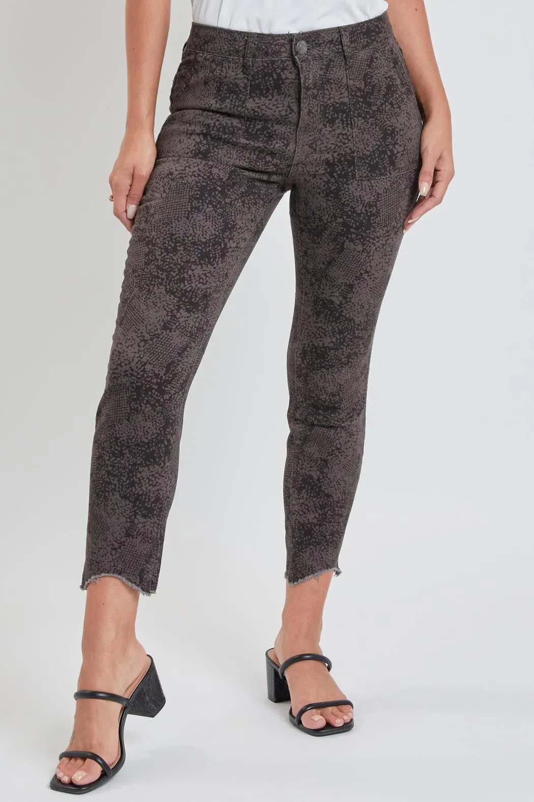 Women's Petite Pork Chop Pocket Pants With Dog Bite Hem